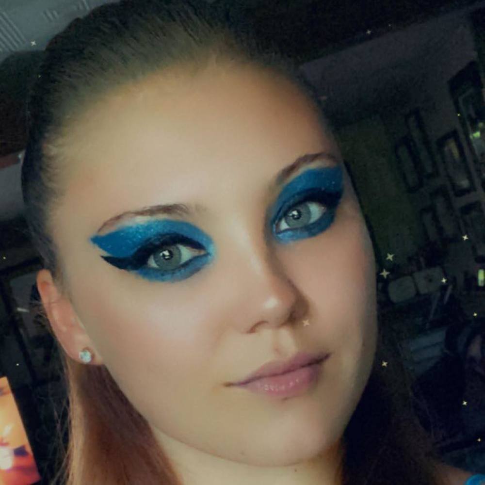 Meet your Posher, Krystal